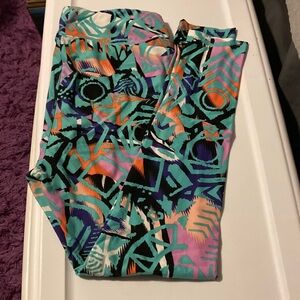 HP🎊Colorful Geometric Print Leggings